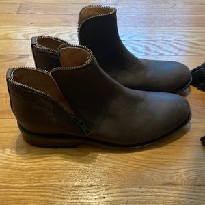 New without tags brown leather booties with zipper accent